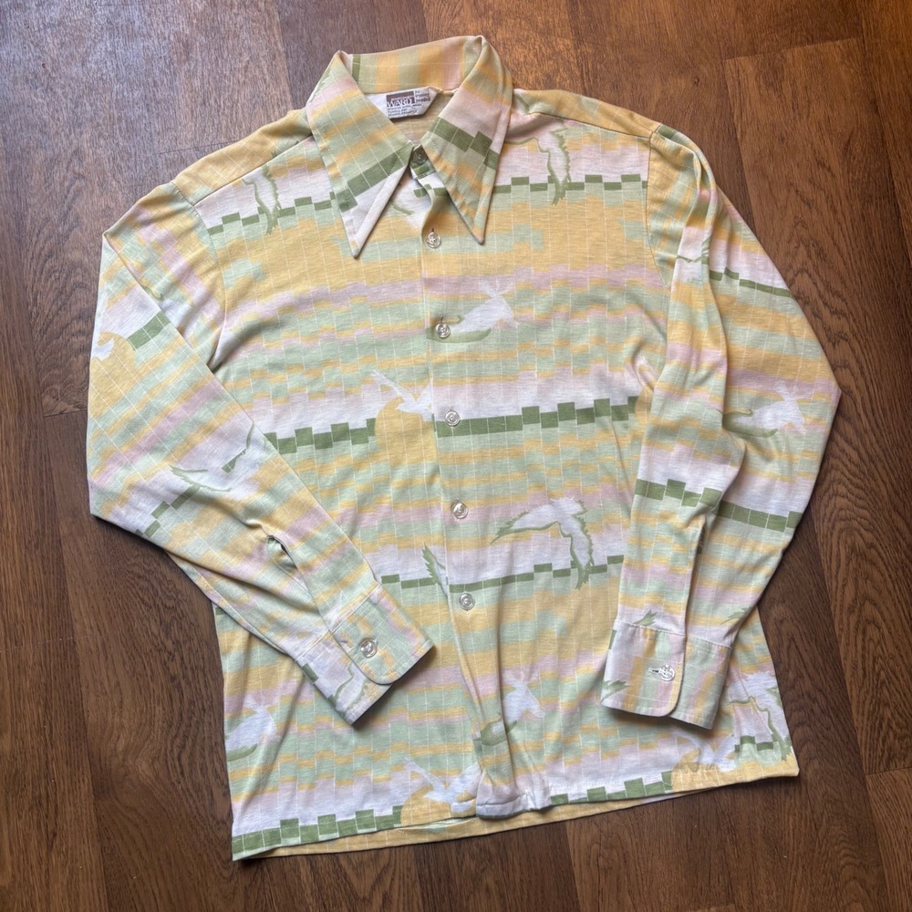 True Vtg 1970's Montgomery Ward Birds on Sunset Geometric Patterned Disco Shirt